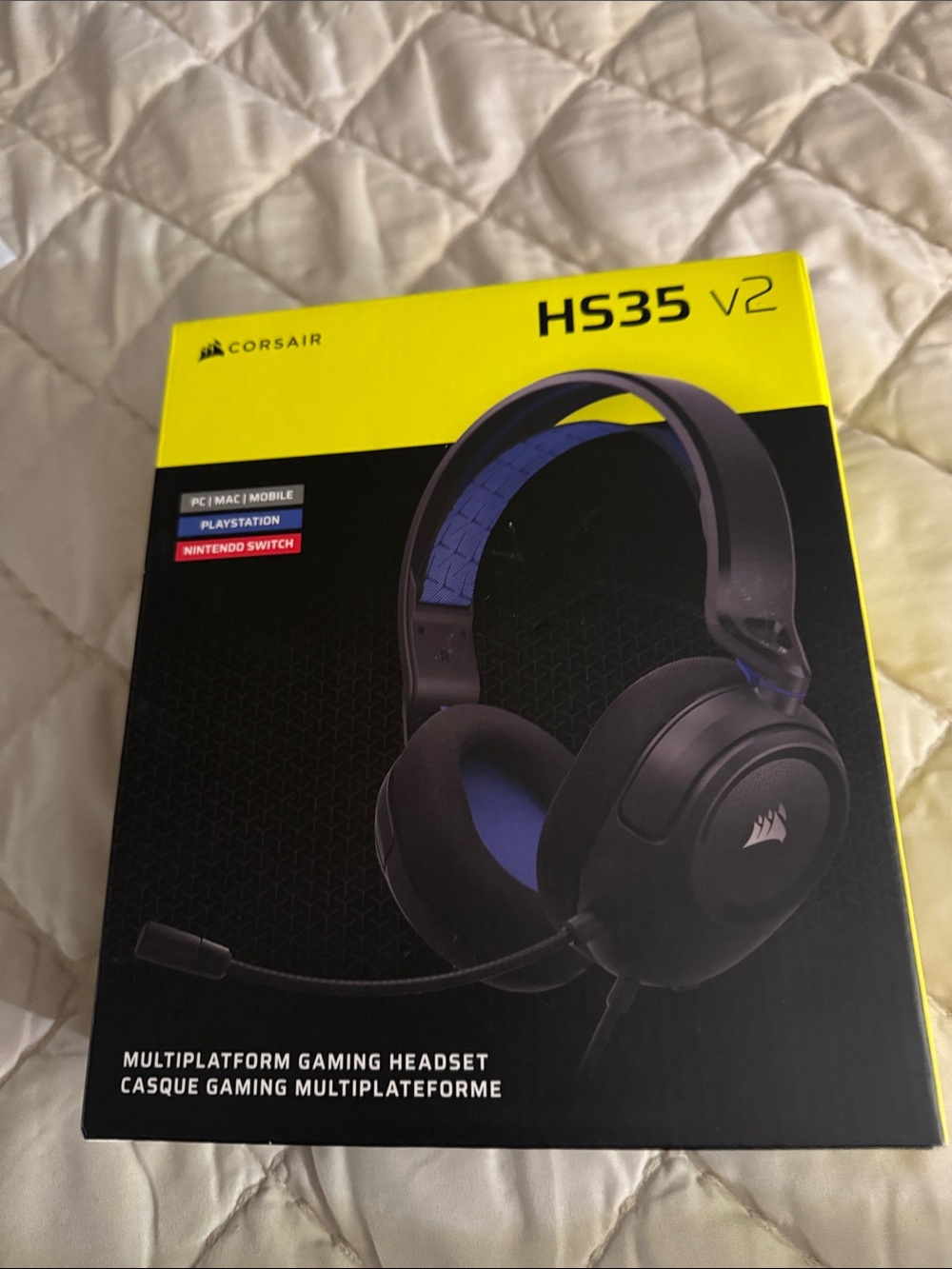 Corsair HS35 V2 Black with Blue Accents Gaming Headset